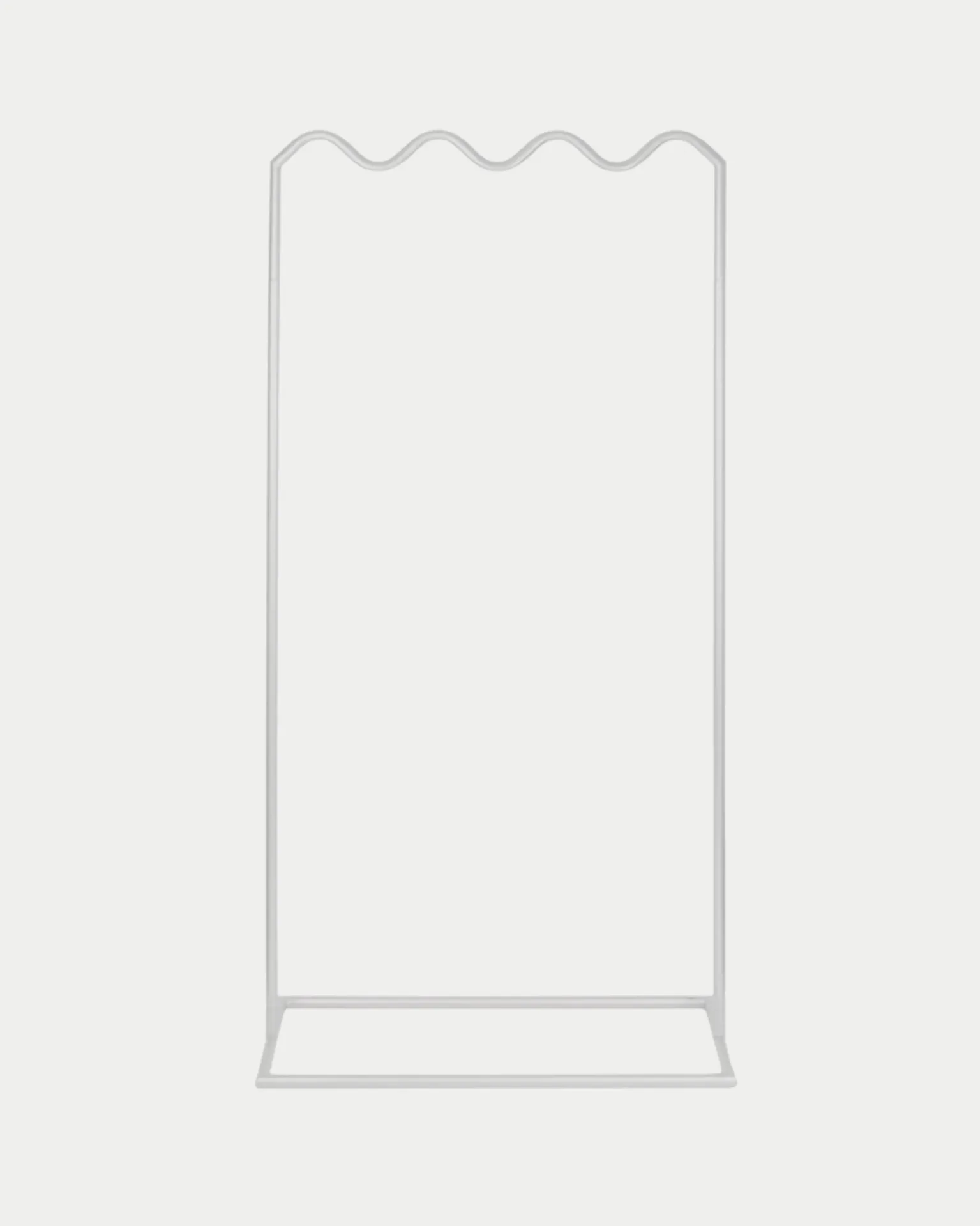 White Metal Wavy Stand 181cm x 90cm