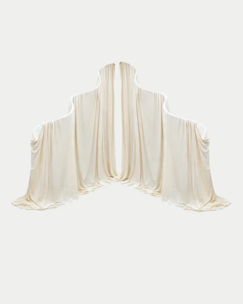 Drip Backdrop-Ivory